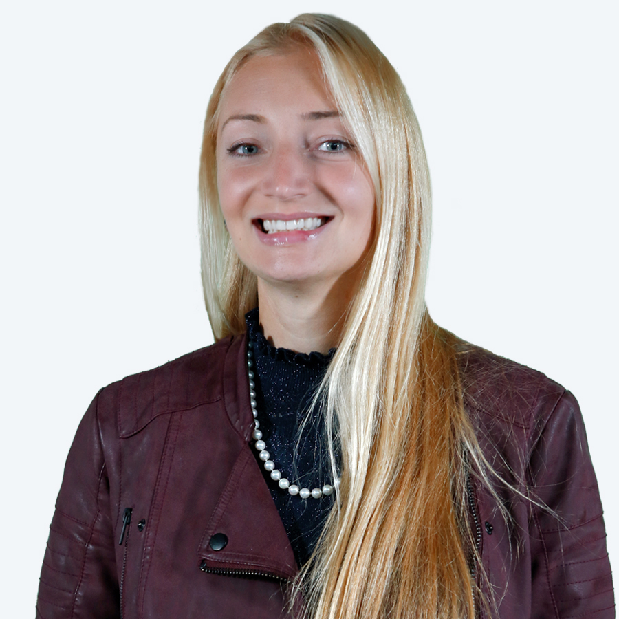 Andriana-Dicusar_900x900px